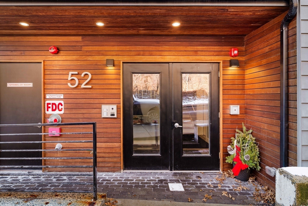52 Fisher Avenue, Unit 401 Boston, MA 02120 - Photo 1 of 33