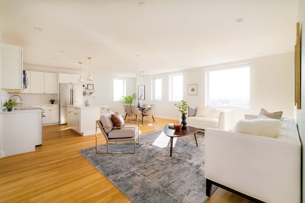 52 Fisher Avenue, Unit 401 Boston, MA 02120 - Photo 14 of 33