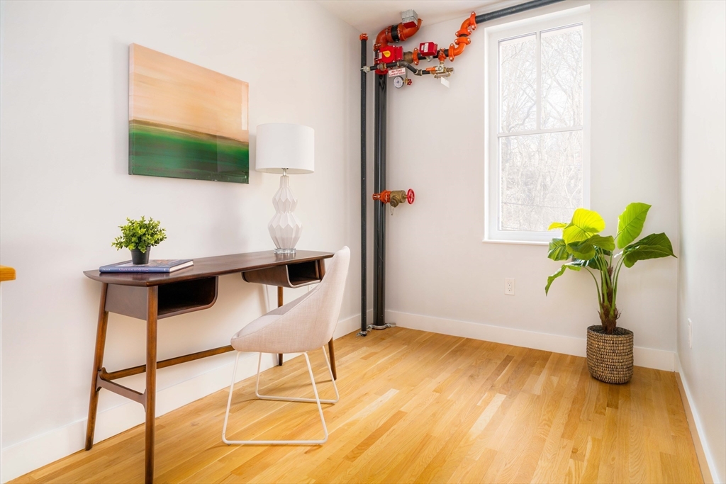52 Fisher Avenue, Unit 401 Boston, MA 02120 - Photo 21 of 33