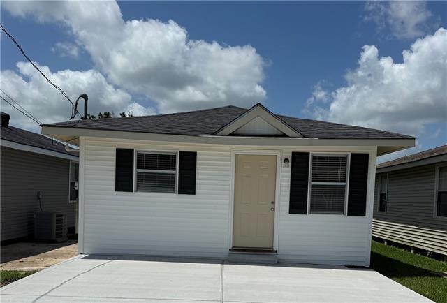 228 Megan Street Luling, LA 70070 - Photo 1 of 8