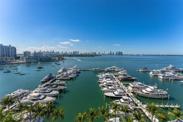 $7,800 | 1800 Sunset Harbour Drive, Unit 1208, Miami Beach, FL 33139