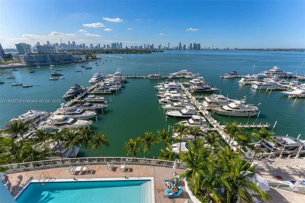 $7,800 | 1800 Sunset Harbour Drive, Unit 1208, Miami Beach, FL 33139
