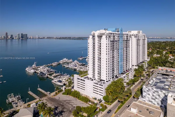 $7,800 | 1800 Sunset Harbour Drive, Unit 1208, Miami Beach, FL 33139