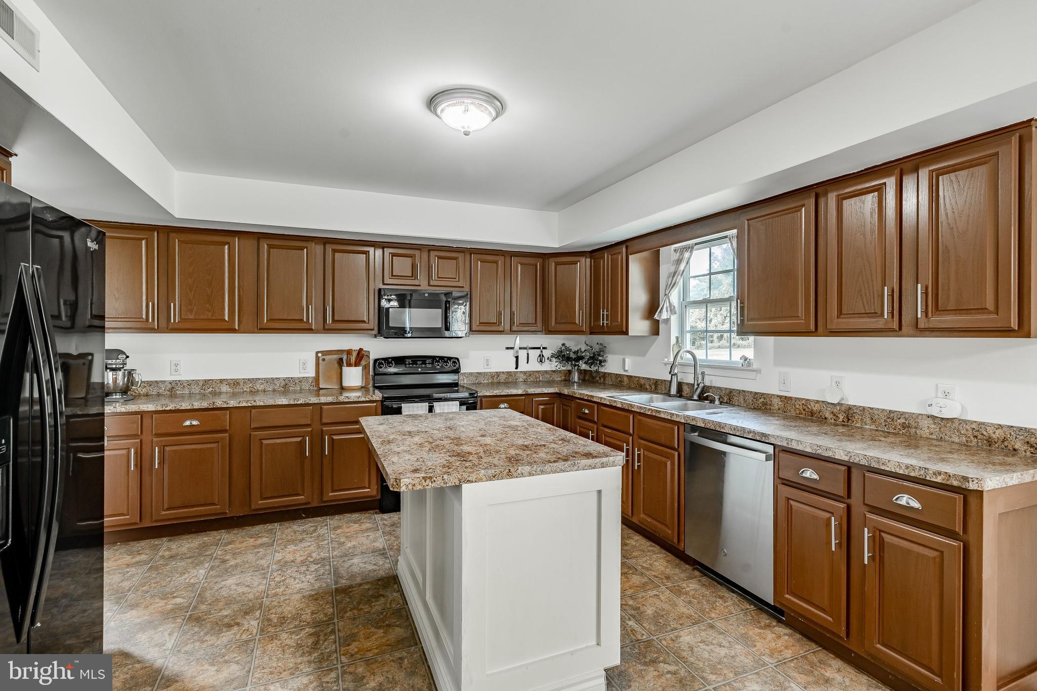 20 Hilgert Avenue Reading, PA 19607 - Photo 3 of 25 Gallery Image 3