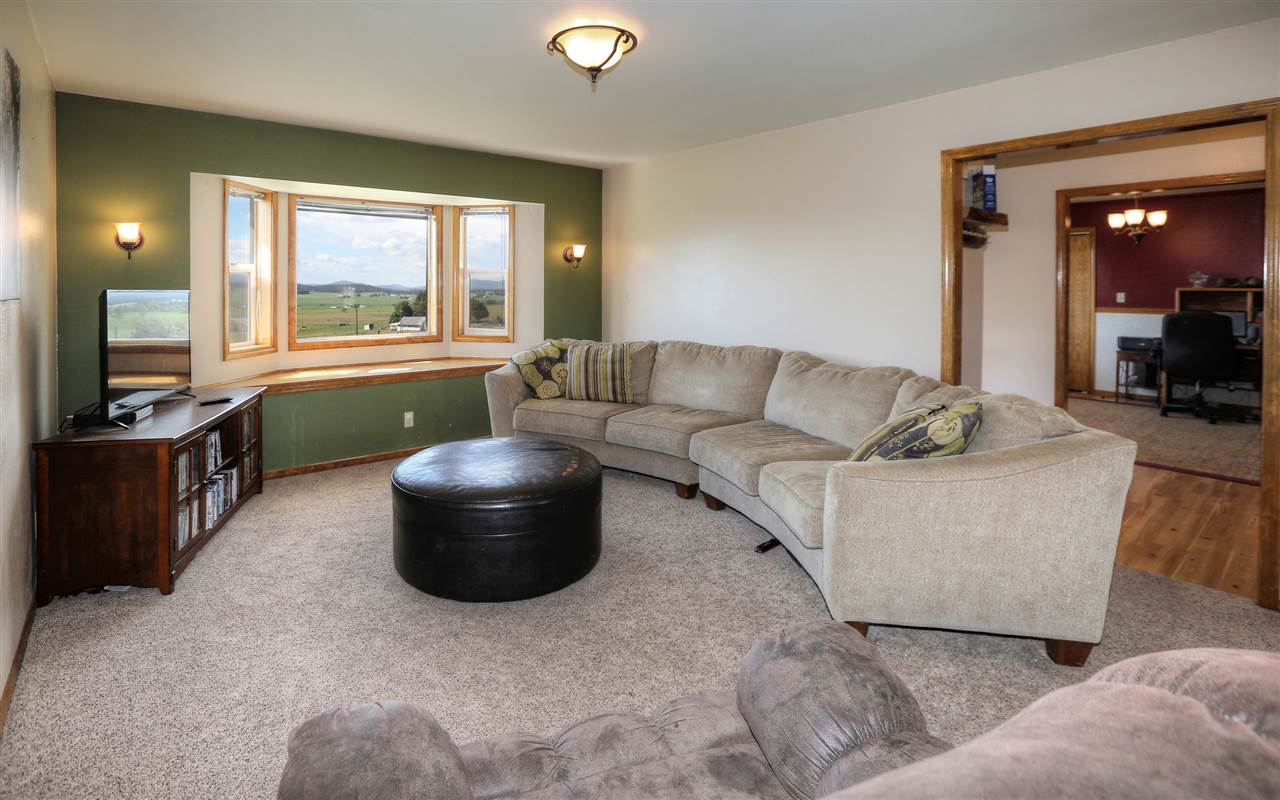 20622 North Hazard Road Spokane, WA 99208 - Photo 4 of 20