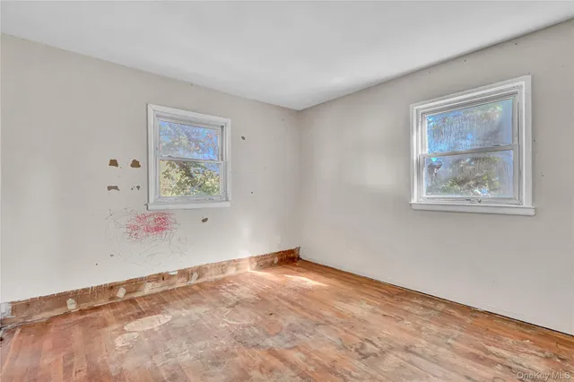 $540,000 | 90 30th Street, Copiague, NY 11726