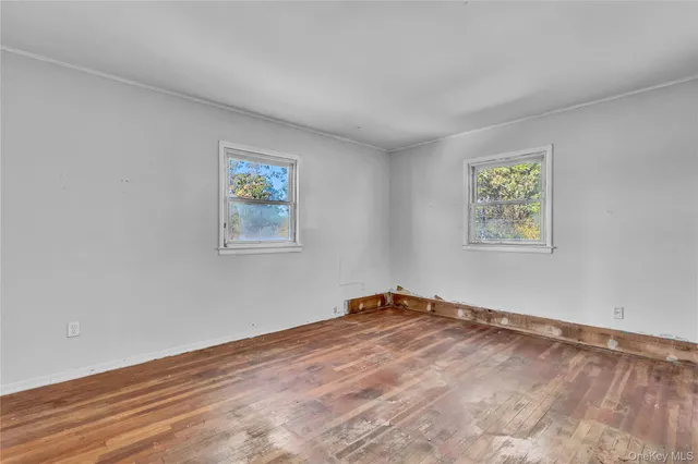 $540,000 | 90 30th Street, Copiague, NY 11726