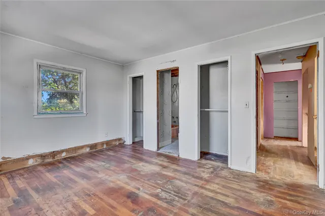 $540,000 | 90 30th Street, Copiague, NY 11726