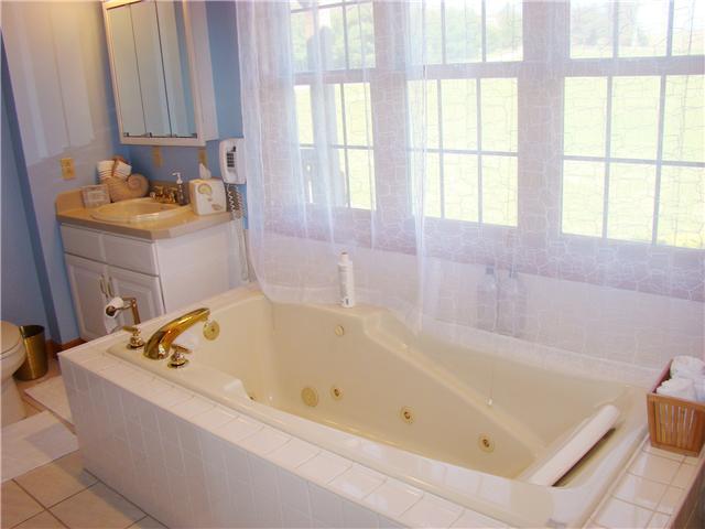 6560 Breece Road Mount Vernon, OH 43050 - Photo 10 of 18 Gallery Image 10