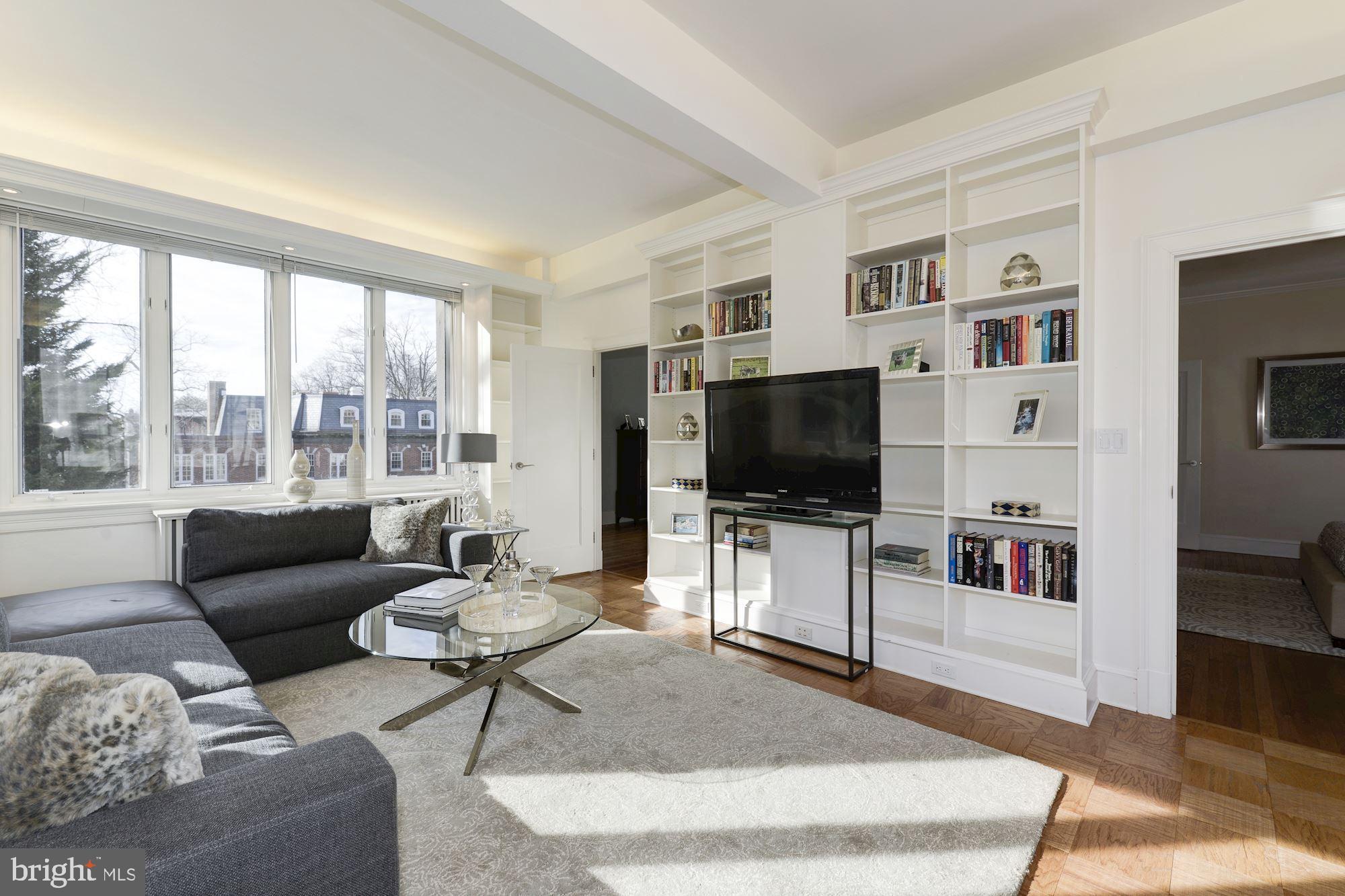 2120 Kalorama Road Northwest Washington, DC 20008 - Photo 13 of 24 Gallery Image 13