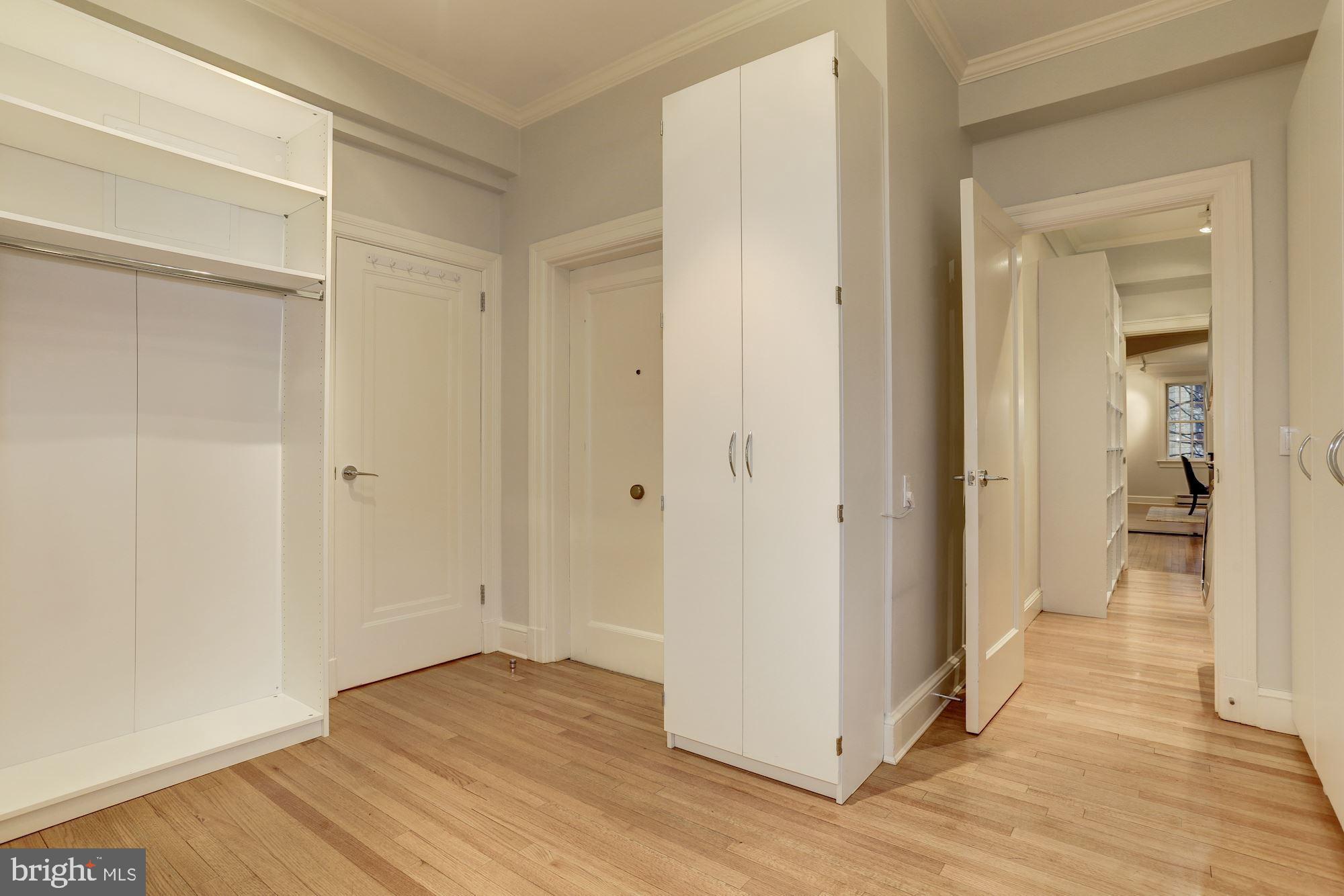 2120 Kalorama Road Northwest Washington, DC 20008 - Photo 16 of 24 Gallery Image 16