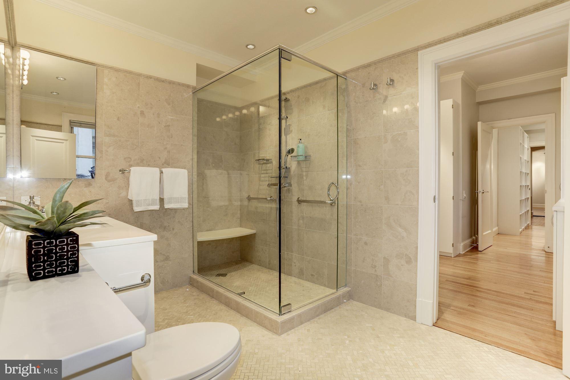 2120 Kalorama Road Northwest Washington, DC 20008 - Photo 18 of 24 Gallery Image 18
