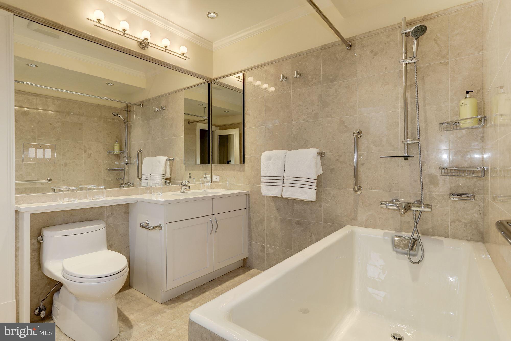 2120 Kalorama Road Northwest Washington, DC 20008 - Photo 20 of 24 Gallery Image 20