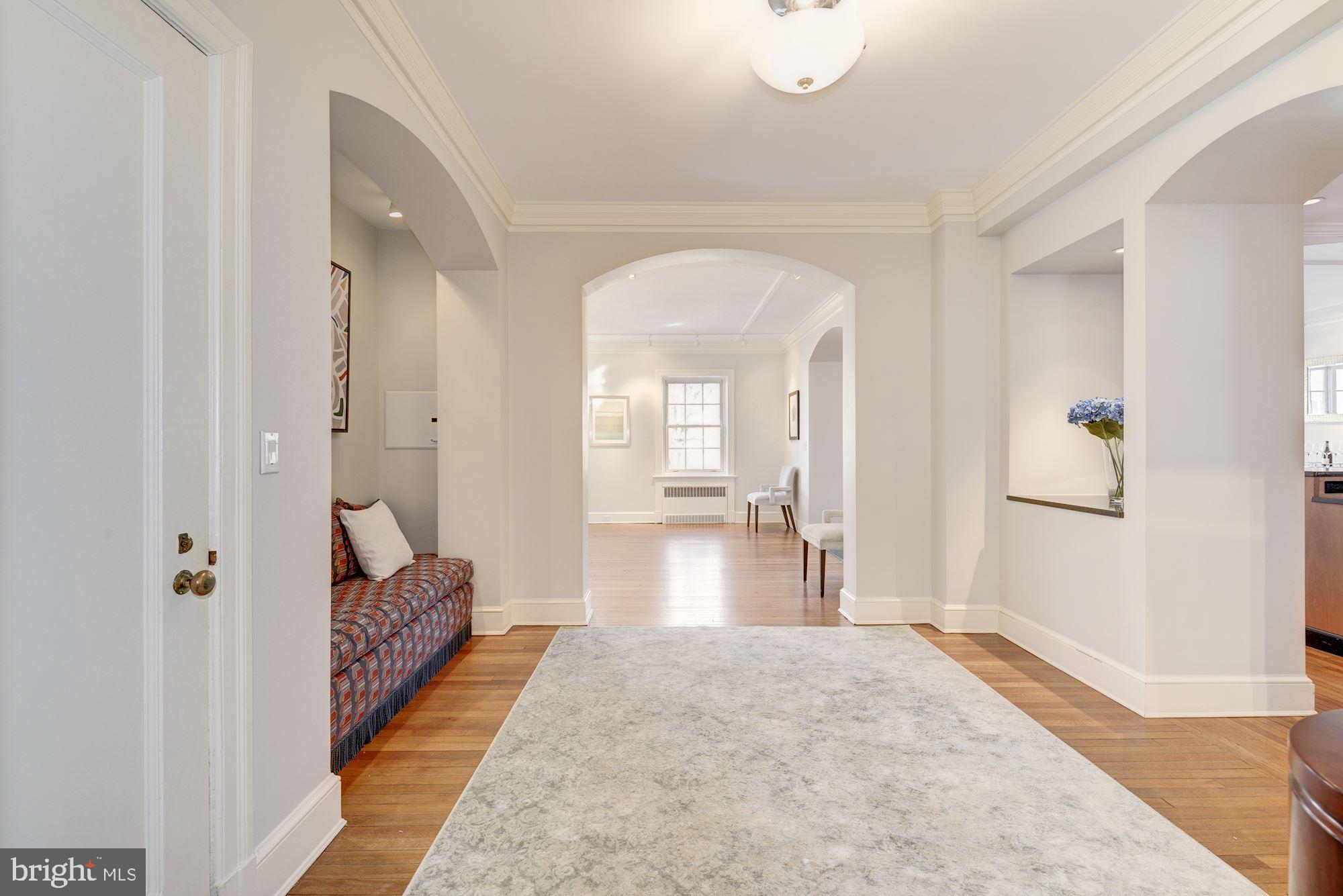 2120 Kalorama Road Northwest Washington, DC 20008 - Photo 4 of 24 Gallery Image 4
