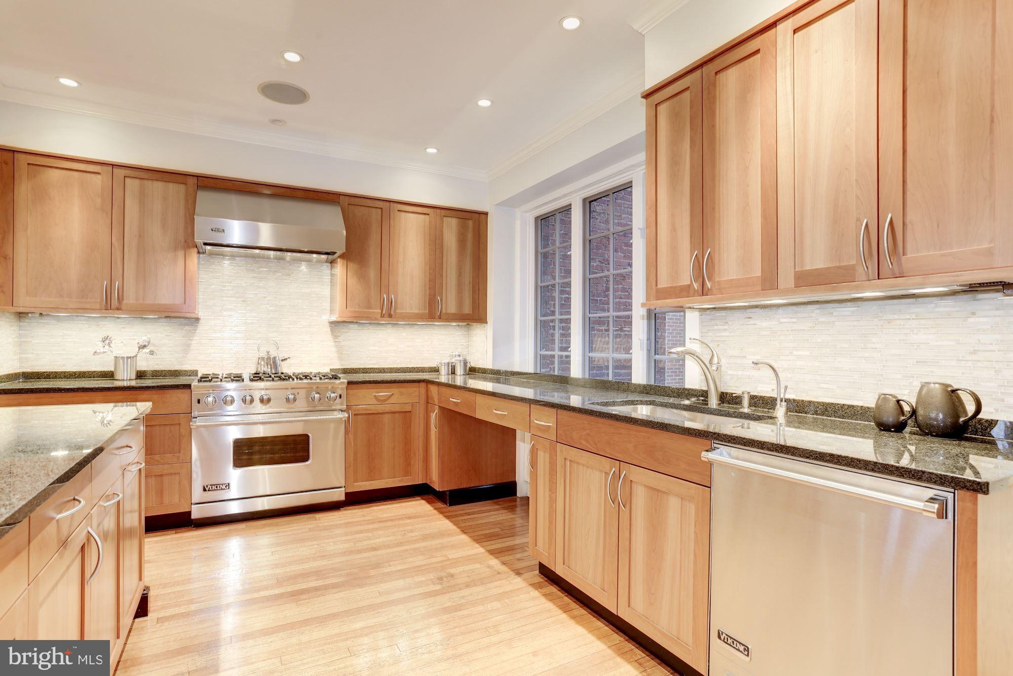 2120 Kalorama Road Northwest Washington, DC 20008 - Photo 10 of 24 Gallery Image 10