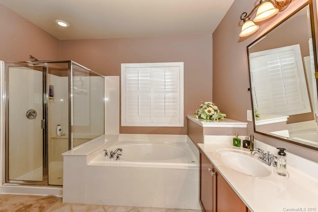 16609 Turtle Point Road Charlotte, NC 28278 - Photo 17 of 24 Gallery Image 17