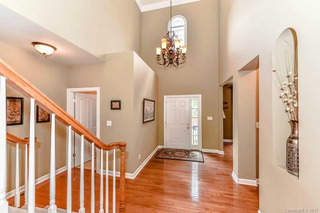 16609 Turtle Point Road Charlotte, NC 28278 - Photo 3 of 24 Gallery Image 3