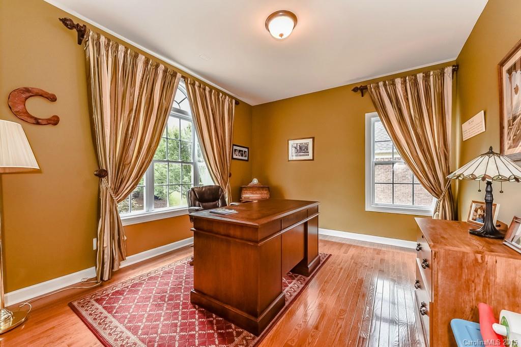 16609 Turtle Point Road Charlotte, NC 28278 - Photo 4 of 24 Gallery Image 4