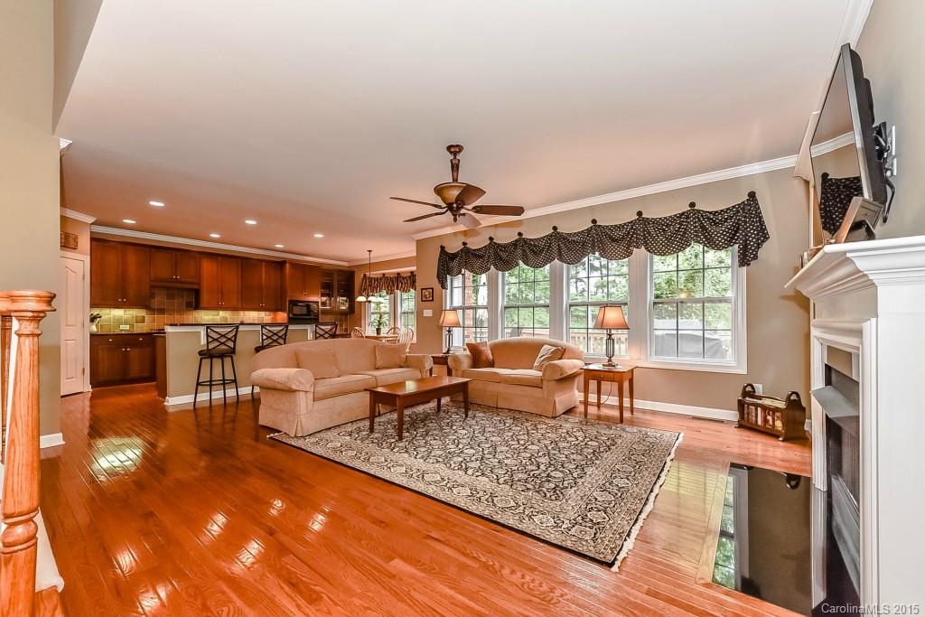 16609 Turtle Point Road Charlotte, NC 28278 - Photo 7 of 24 Gallery Image 7