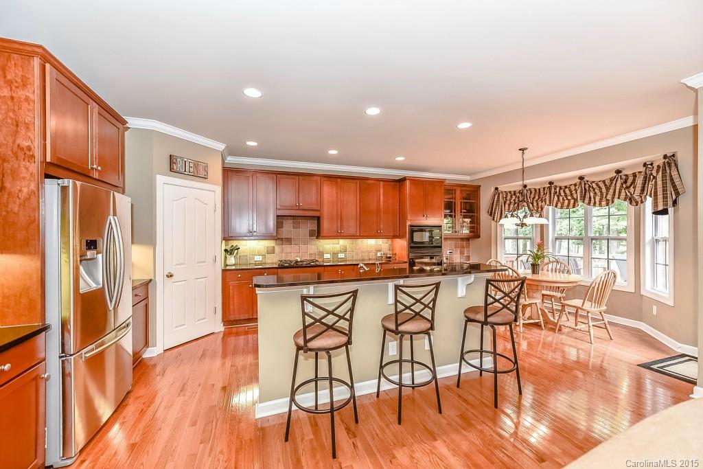 16609 Turtle Point Road Charlotte, NC 28278 - Photo 9 of 24 Gallery Image 9