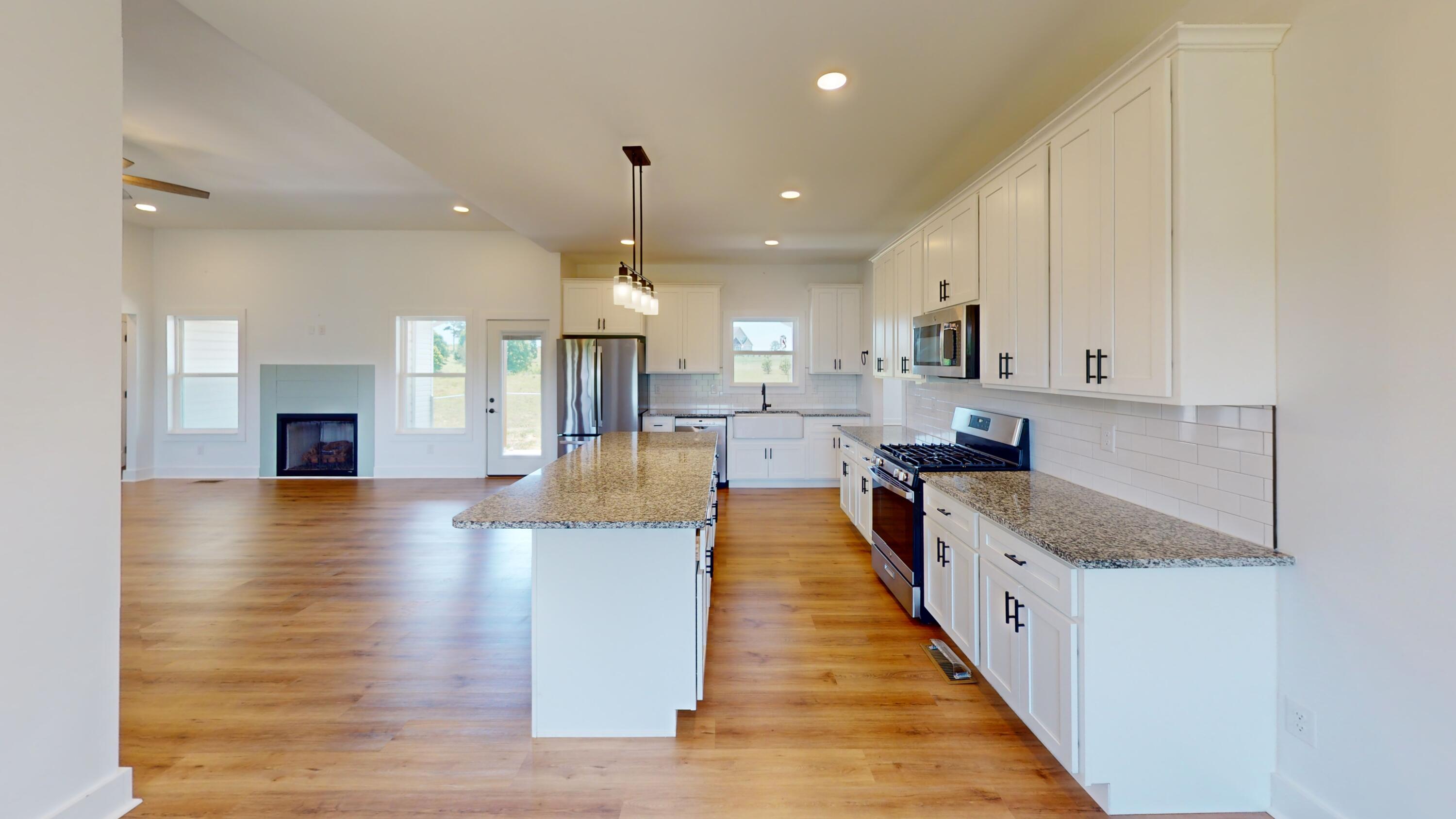 325 Henderson Road Evensville, TN 37332 - Photo 13 of 35 10-Kitchen 2