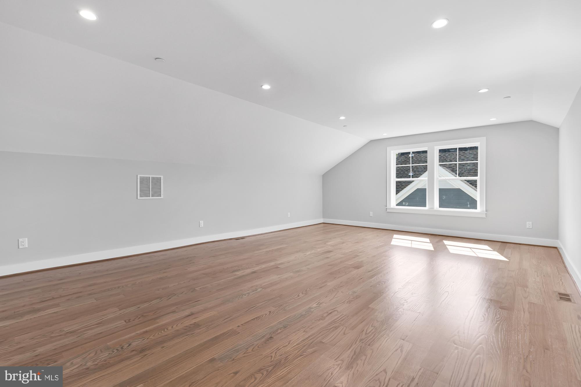 8612 Lancaster Drive Bethesda, MD 20814 - Photo 31 of 44 Loft/Fifth Bedroom