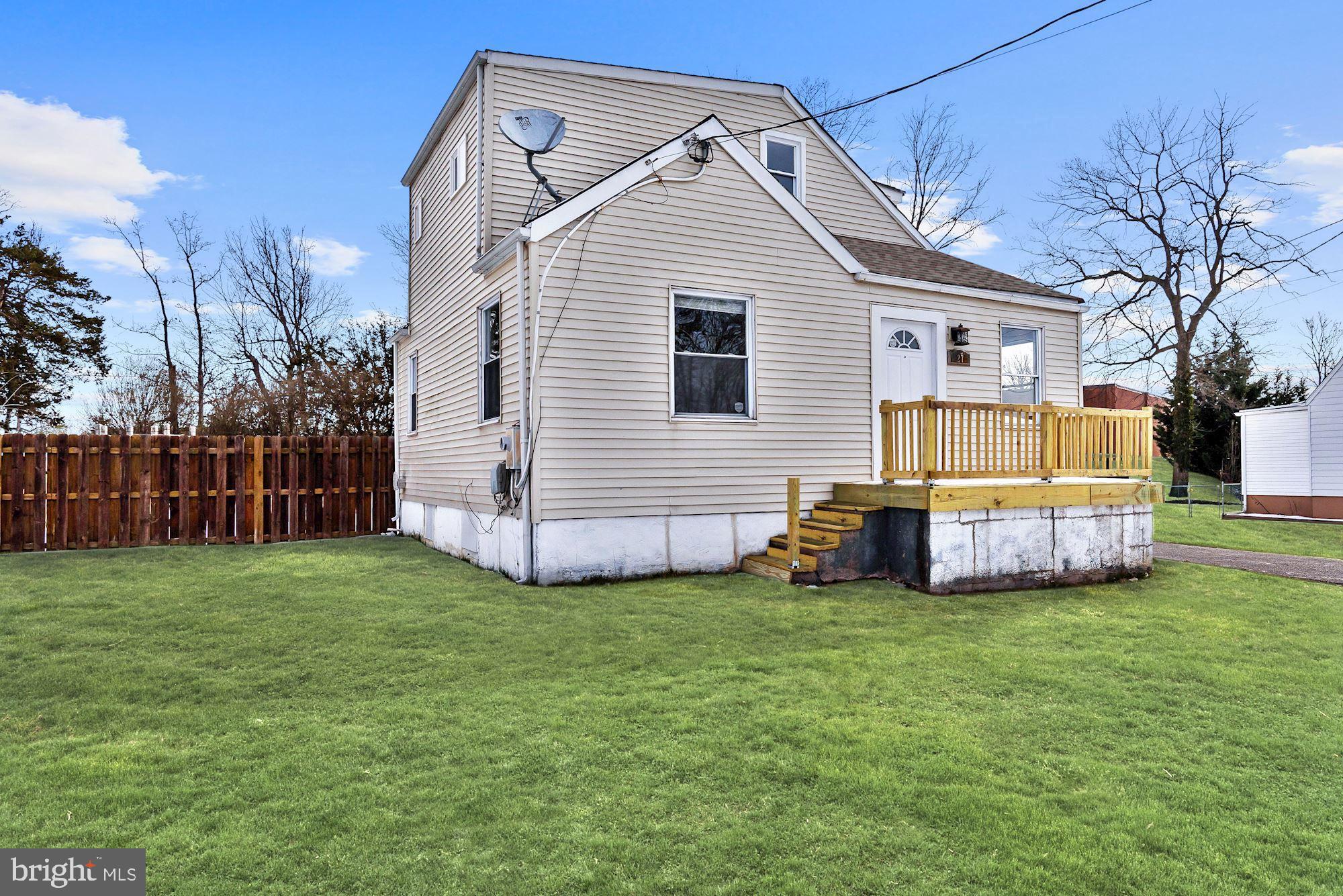 27 Stemmers Run Road Baltimore, MD 21221 - Photo 1 of 21 Front Exterior