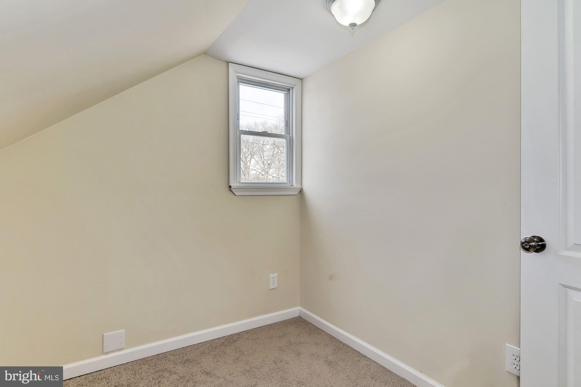 27 Stemmers Run Road Baltimore, MD 21221 - Photo 14 of 21 Bedroom