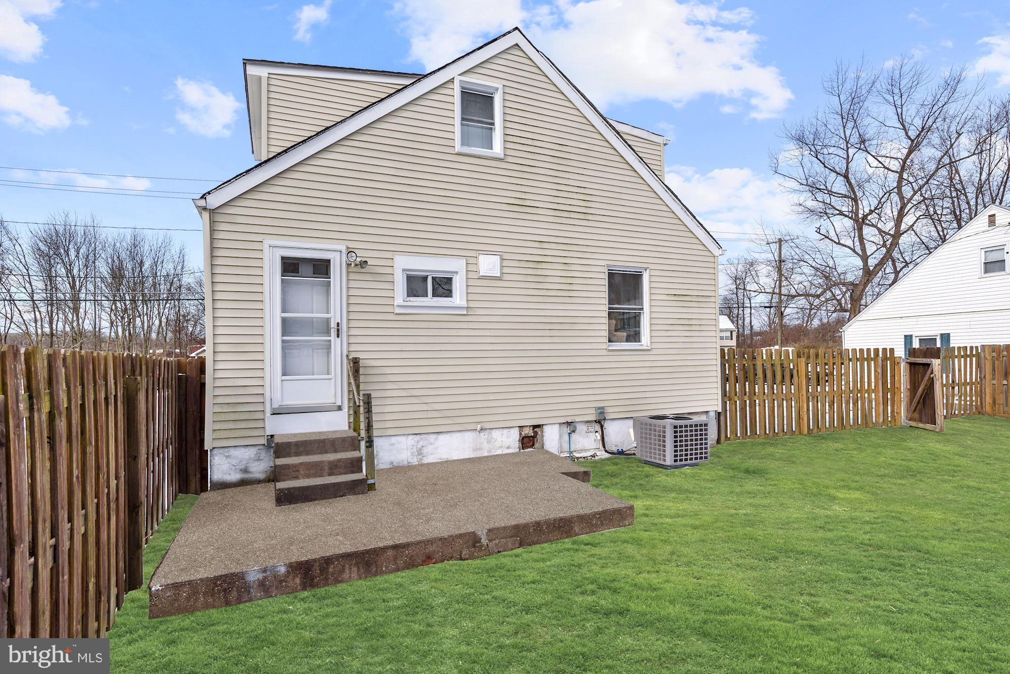 27 Stemmers Run Road Baltimore, MD 21221 - Photo 21 of 21 Rear Exterior
