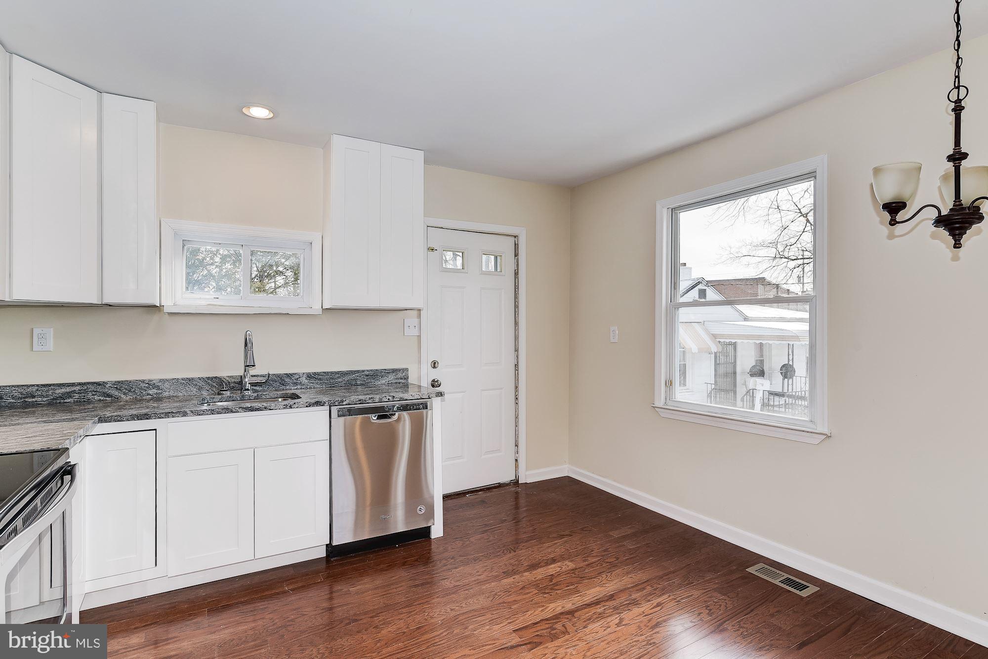 27 Stemmers Run Road Baltimore, MD 21221 - Photo 9 of 21 Kitchen