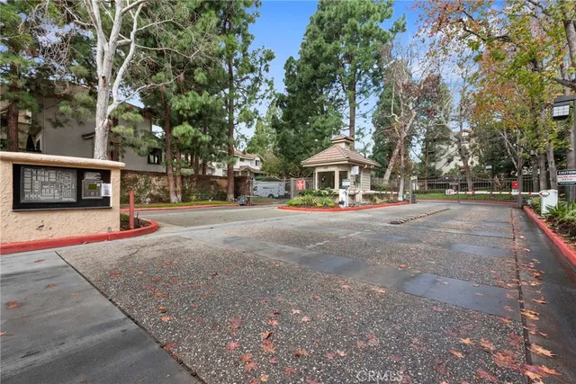 $899,000 | 2615 Plaza Del Amo, Unit 606, Torrance, CA 90503