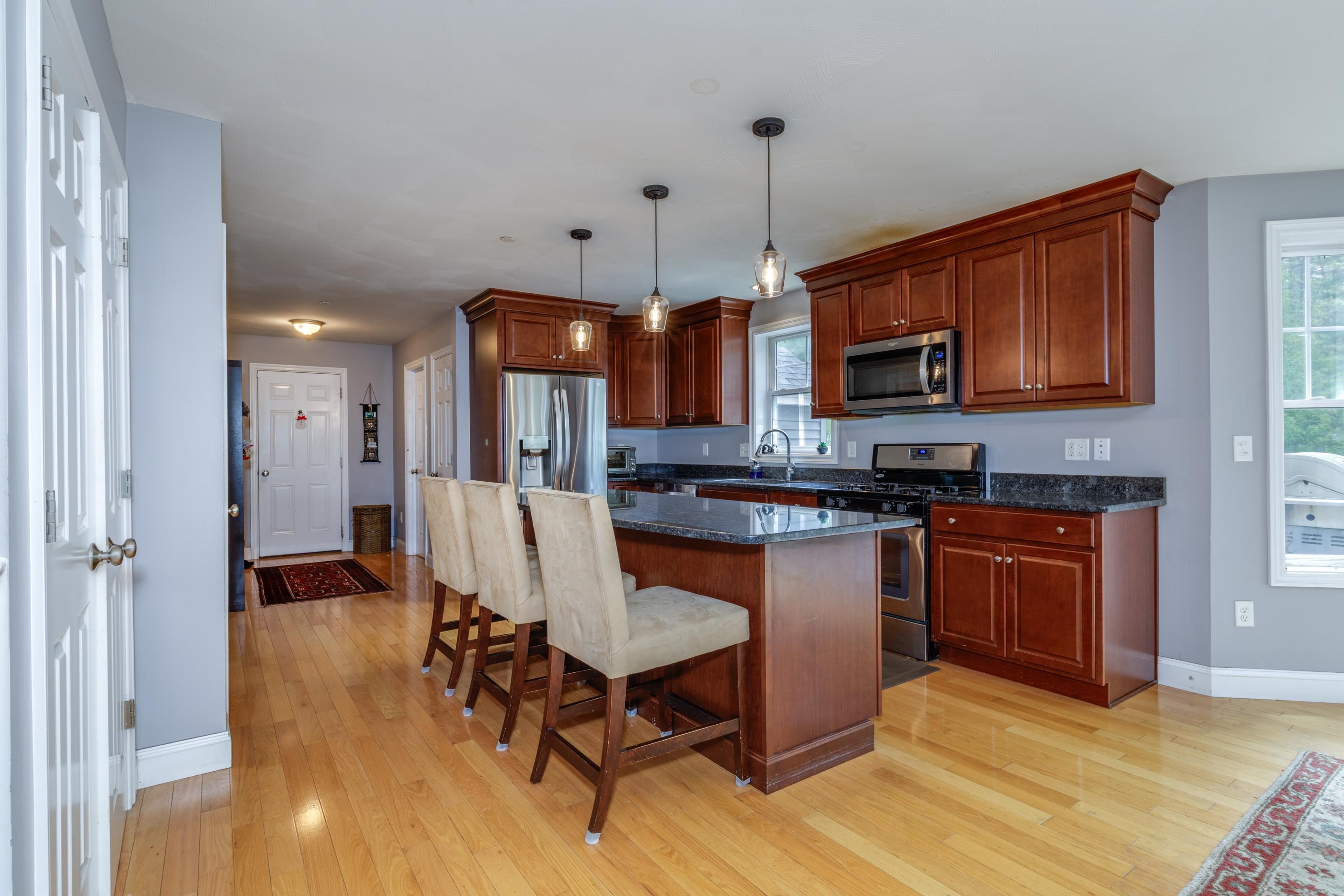 130 West Ridge Circle Hopkinton, NH 03229 - Photo 3 of 32