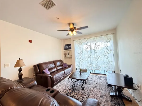 $1,900 | 6153 Metrowest Boulevard, Unit 104, Orlando, FL 32835