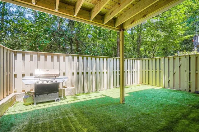 $450,000 | 81 La Rue Place Northwest, Atlanta, GA 30327