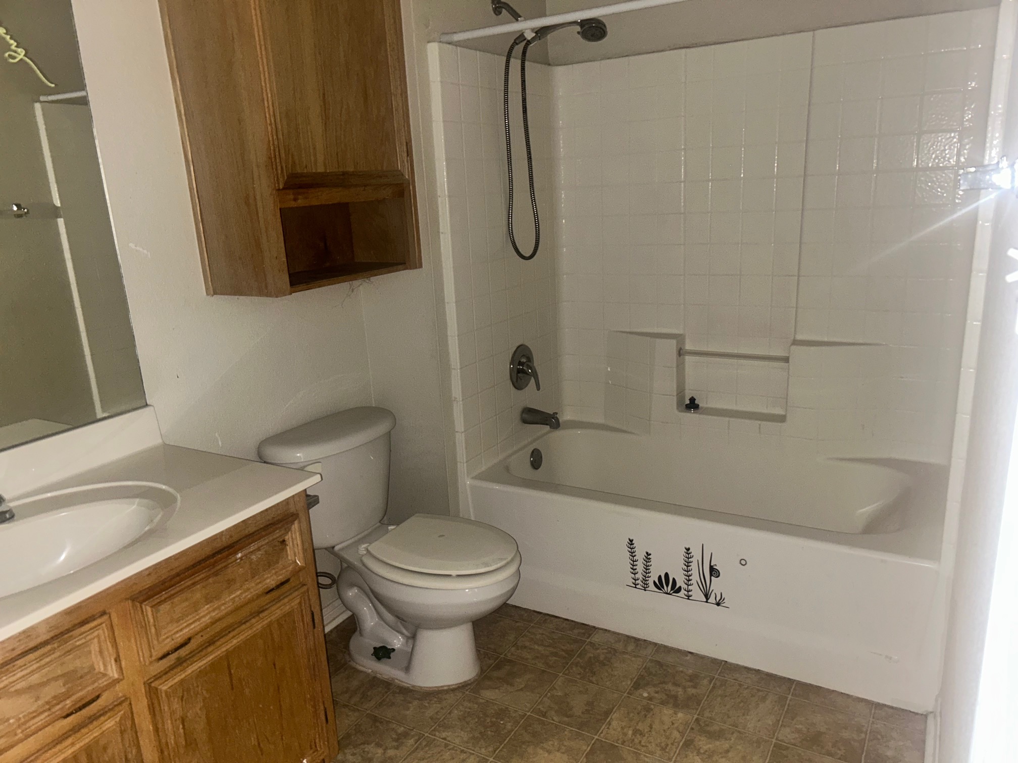 3104 Yaupon Road Copperas Cove, TX 76522 - Photo 4 of 9 Bathroom with vanity and shower / bathtub combination