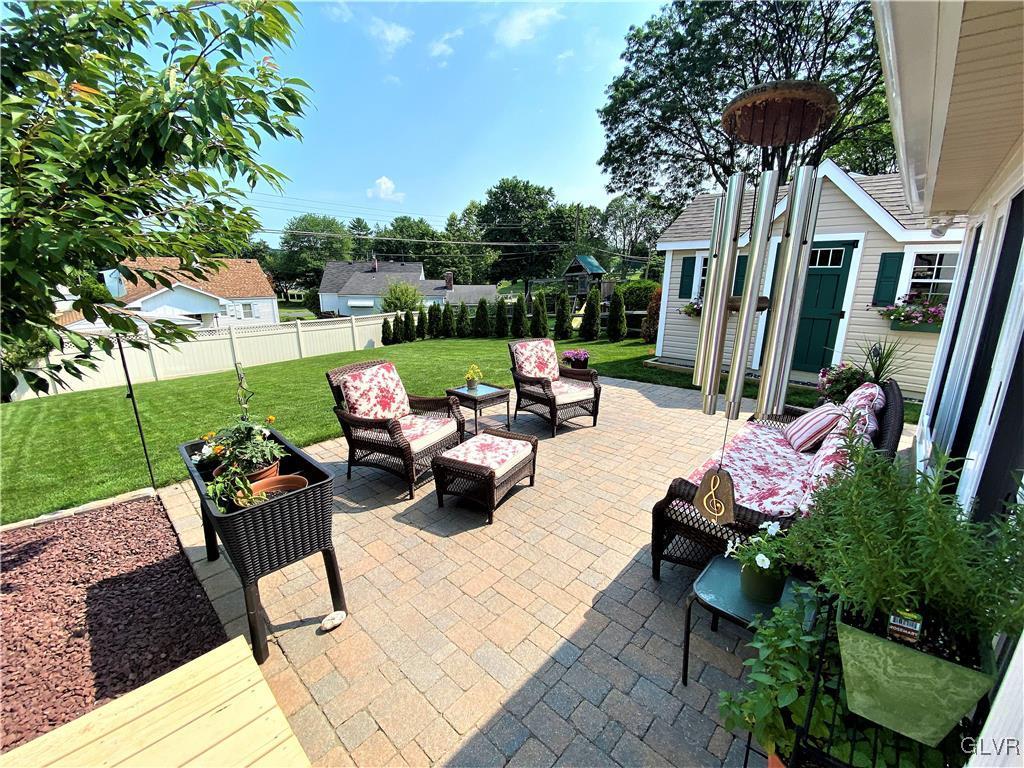 533 Magnolia Road Hellertown, PA 18055 - Photo 7 of 35 Gallery Image 7