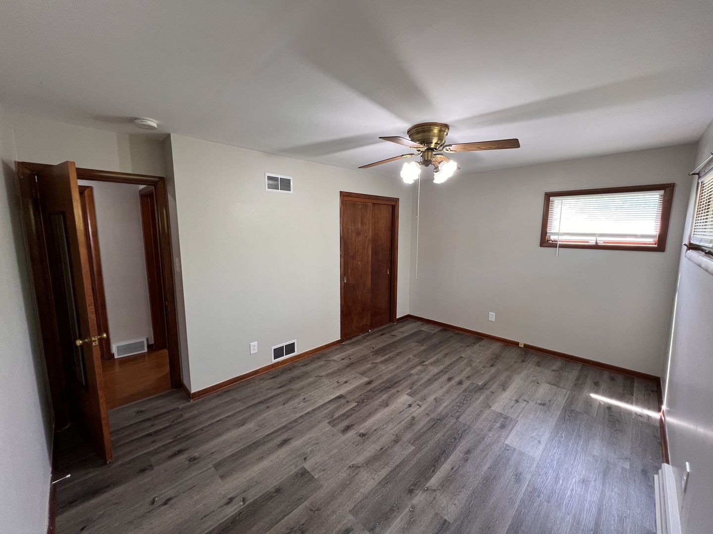 1724 Green Bay Road North Chicago, IL 60064 - Photo 16 of 22