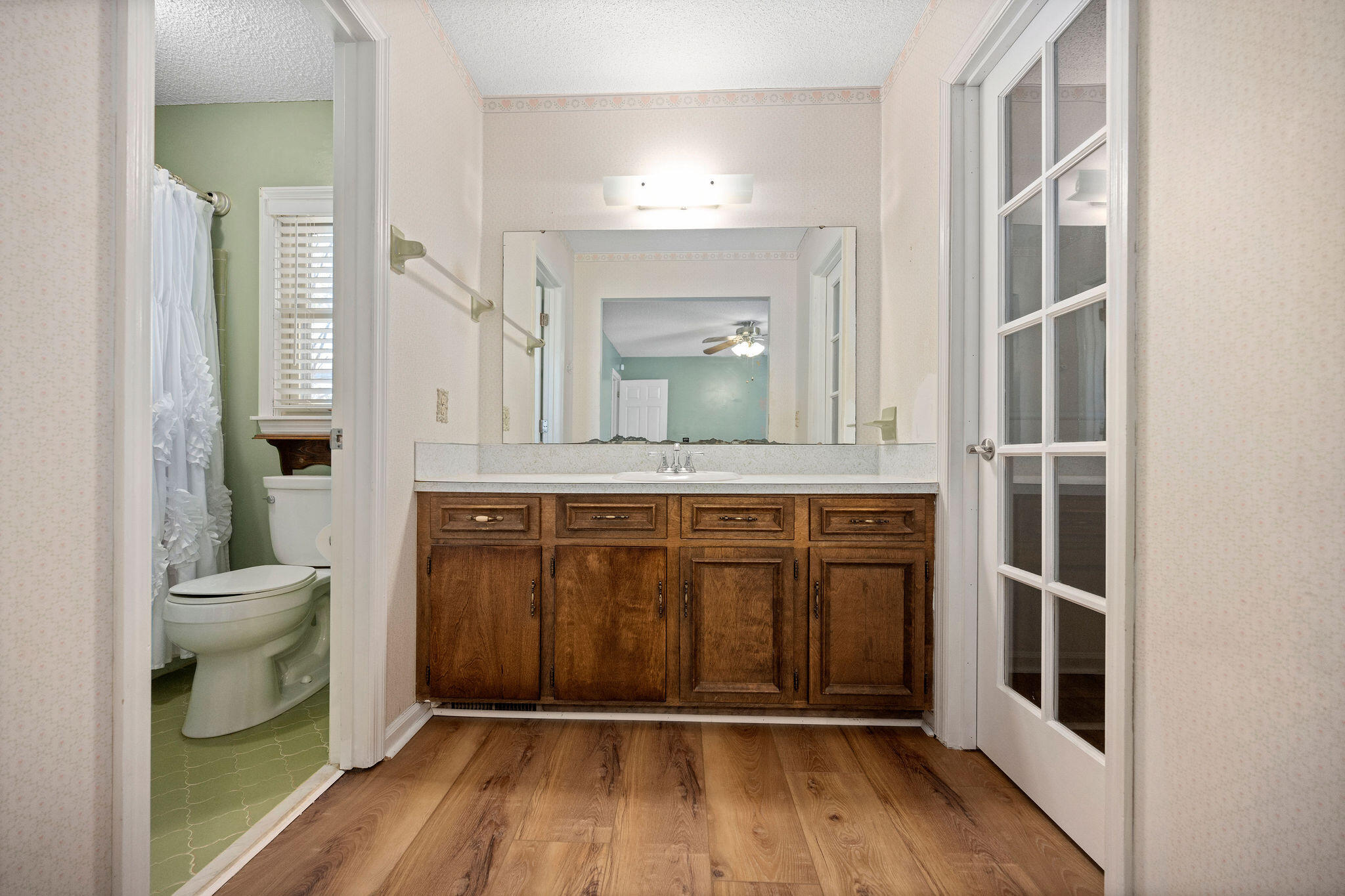 1824 Gun Club Road Charleston, SC 29414 - Photo 15 of 25 vanity