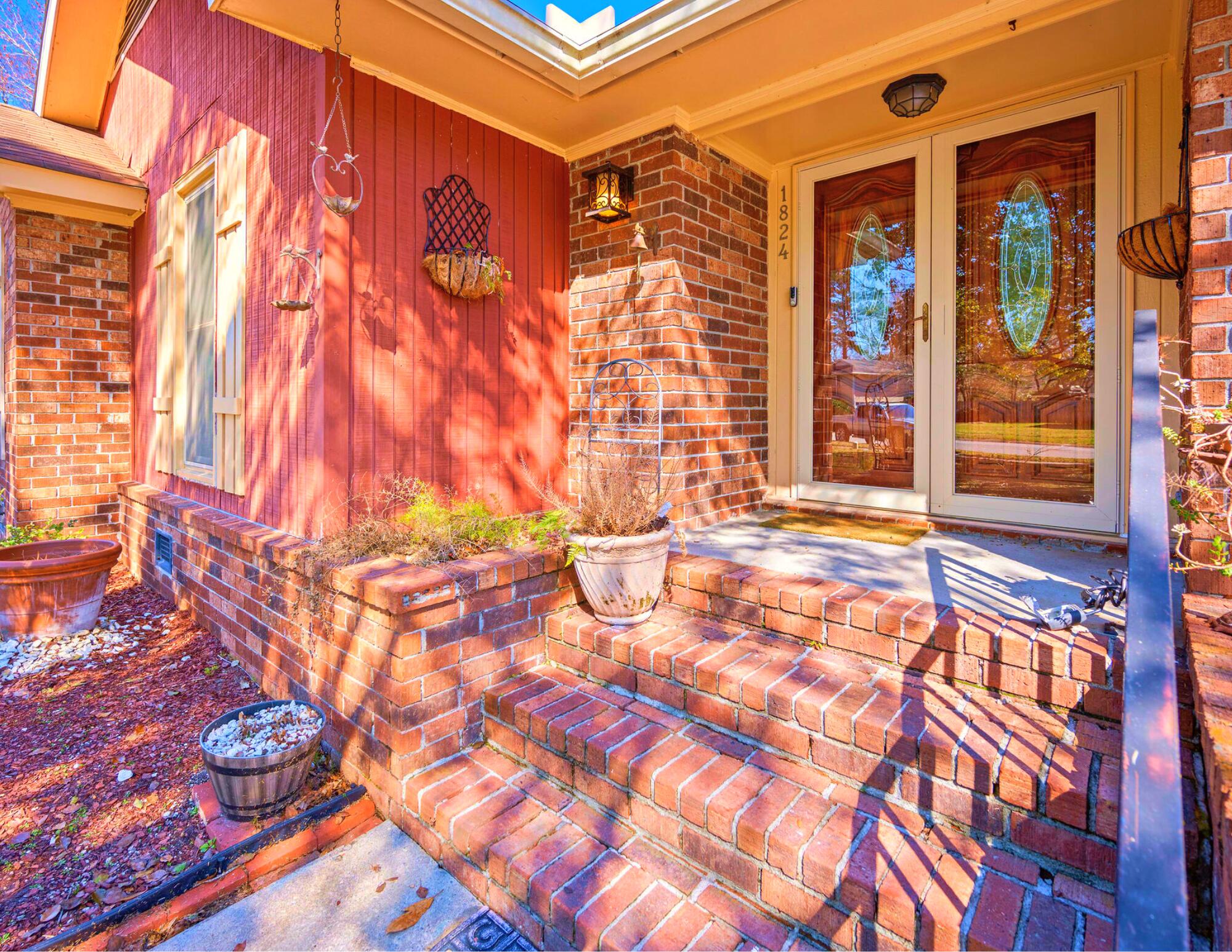 1824 Gun Club Road Charleston, SC 29414 - Photo 3 of 25 Front Porch