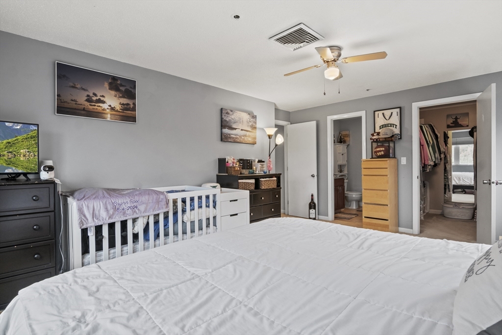 38 Dunham Road, Unit 201 Beverly, MA 01915 - Photo 14 of 32