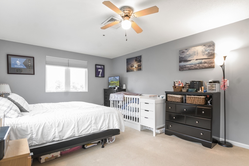 38 Dunham Road, Unit 201 Beverly, MA 01915 - Photo 15 of 32