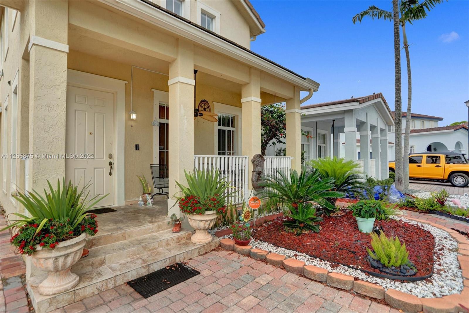 27846 Southwest 142nd Avenue Homestead, FL 33032 - Photo 4 of 56