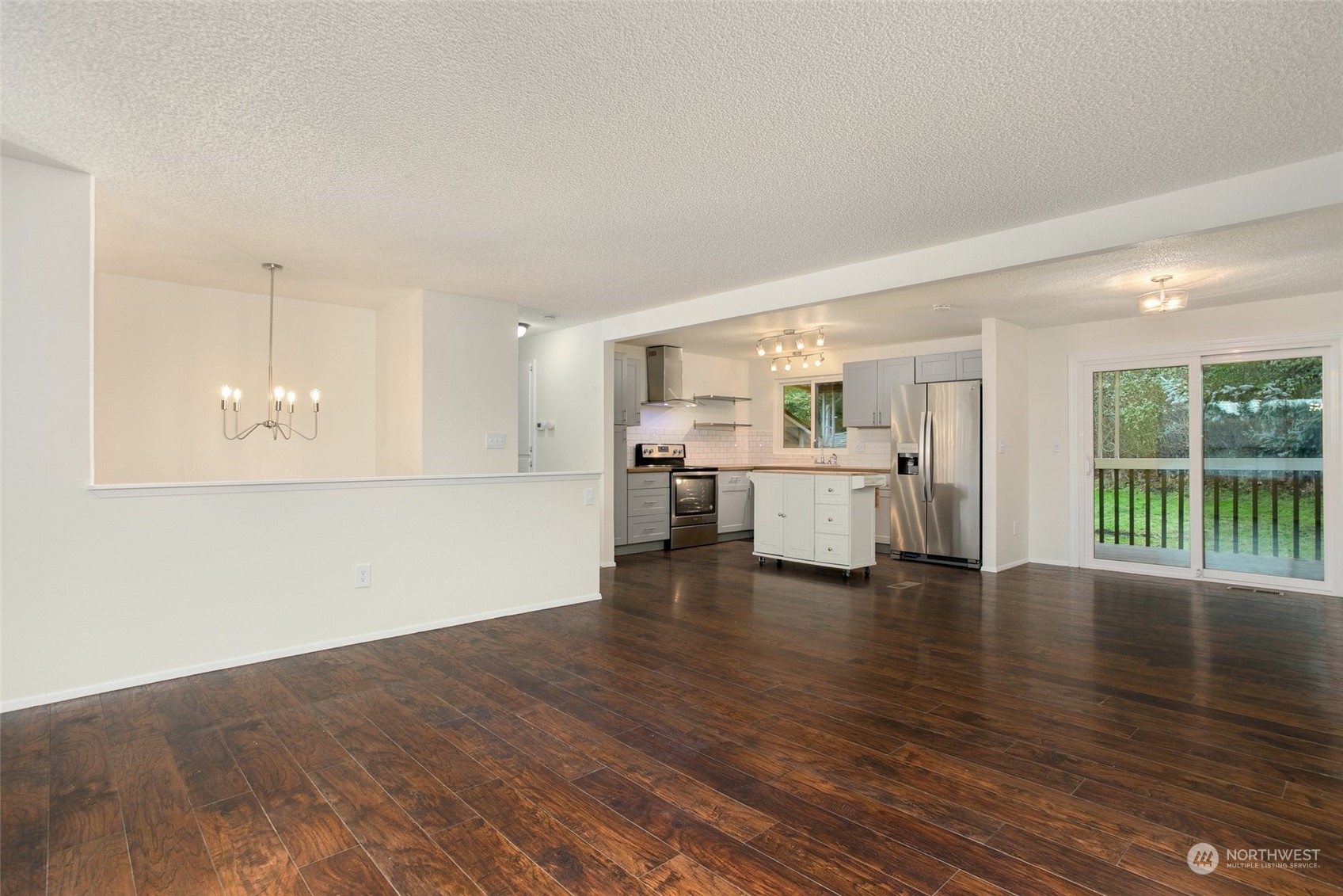 1656 Index Avenue Southeast Renton, WA 98058 - Photo 4 of 31 Gallery Image 4