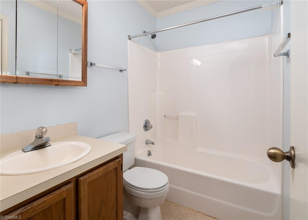 3138 Windchase Court High Point, NC 27265 - Photo 17 of 25 Gallery Image 17