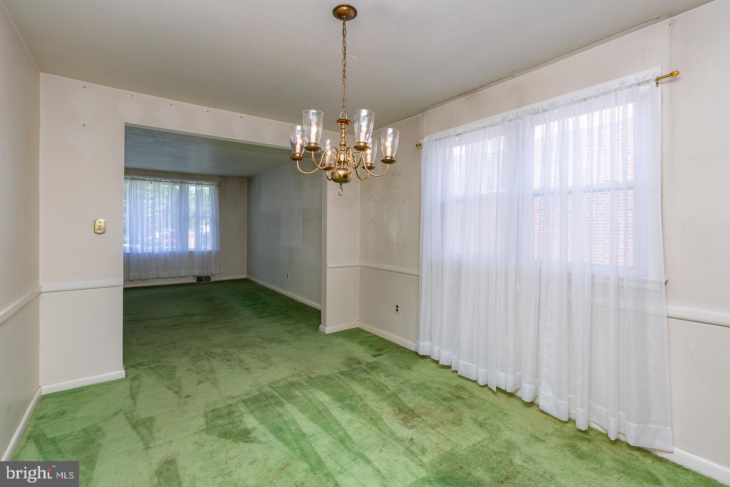 325 Rittenhouse Circle Havertown, PA 19083 - Photo 16 of 34 Formal Dining Room