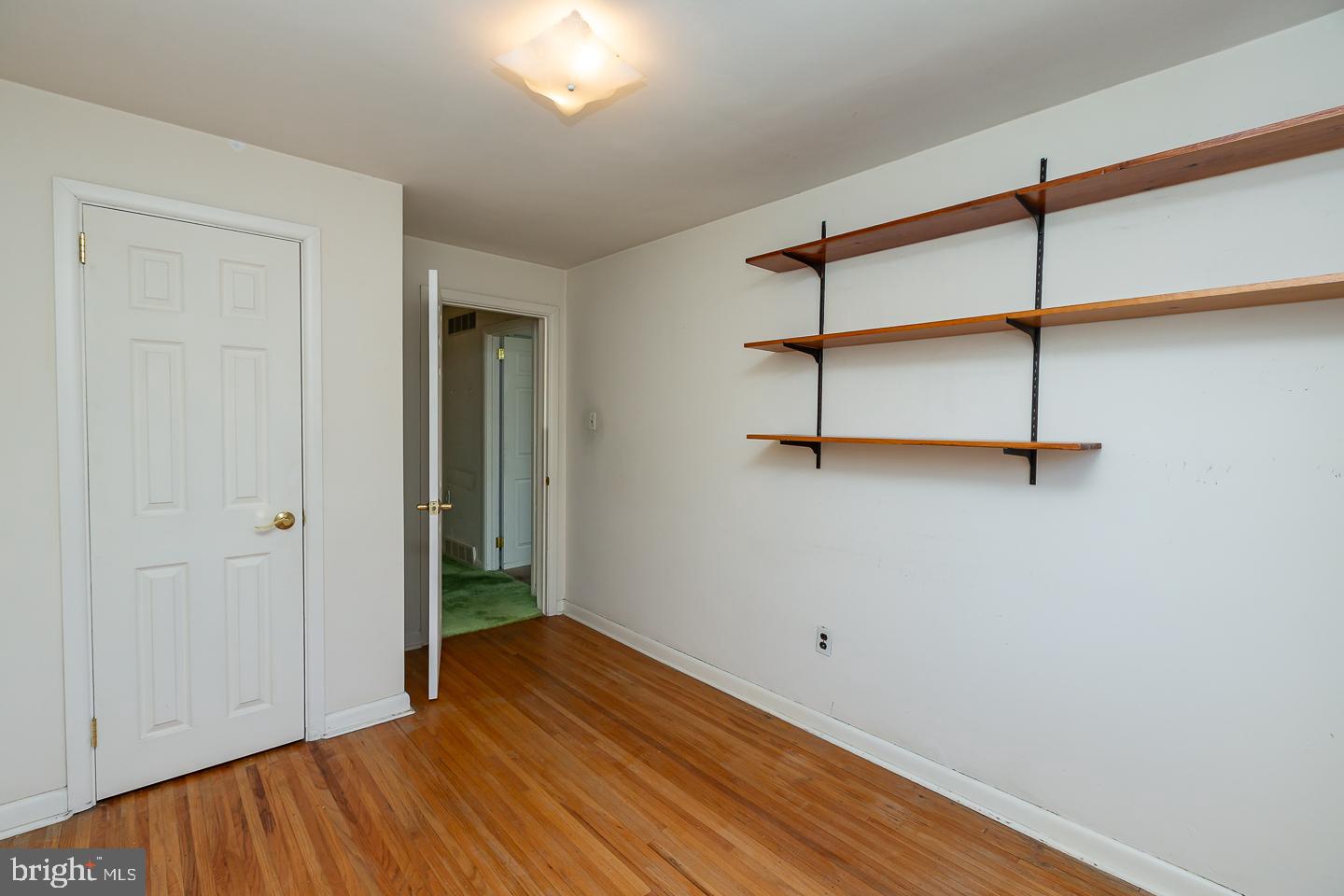 325 Rittenhouse Circle Havertown, PA 19083 - Photo 21 of 34 Third Bedroom