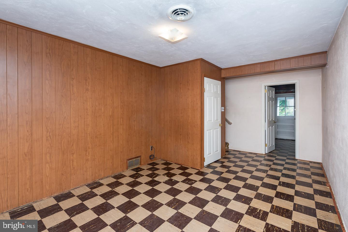 325 Rittenhouse Circle Havertown, PA 19083 - Photo 33 of 34 Lower Level Family Room