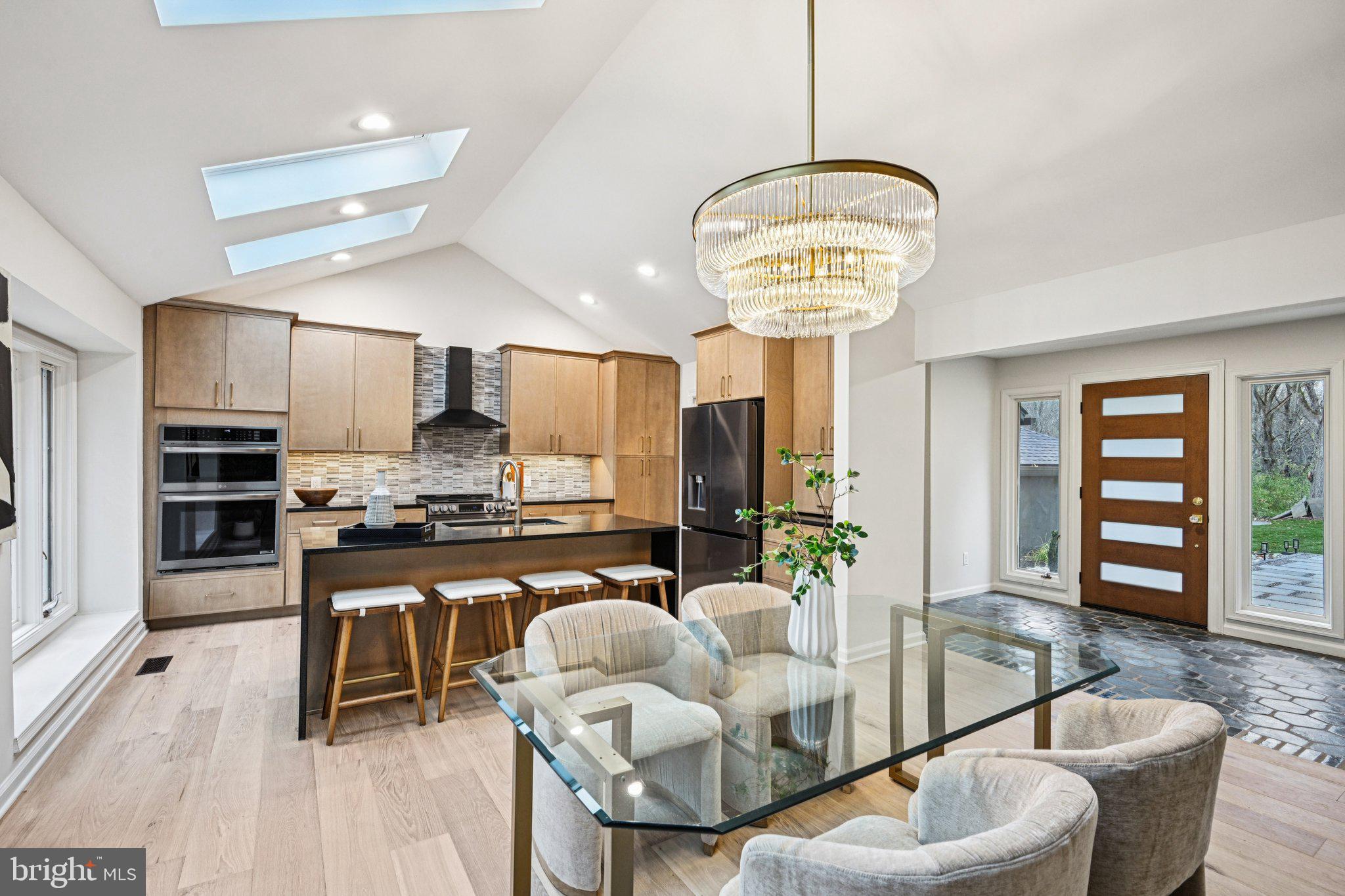38 Ringfield Road Chadds Ford, PA 19317 - Photo 12 of 50 a living room with furniture kitchen view and a large window