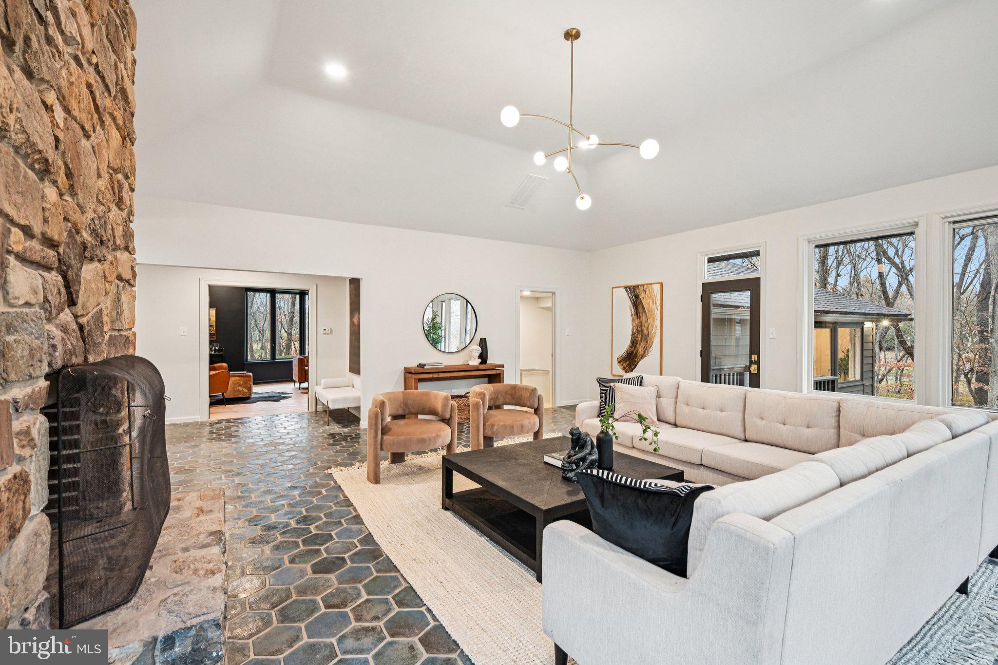 38 Ringfield Road Chadds Ford, PA 19317 - Photo 8 of 50 a living room with furniture and wooden floor
