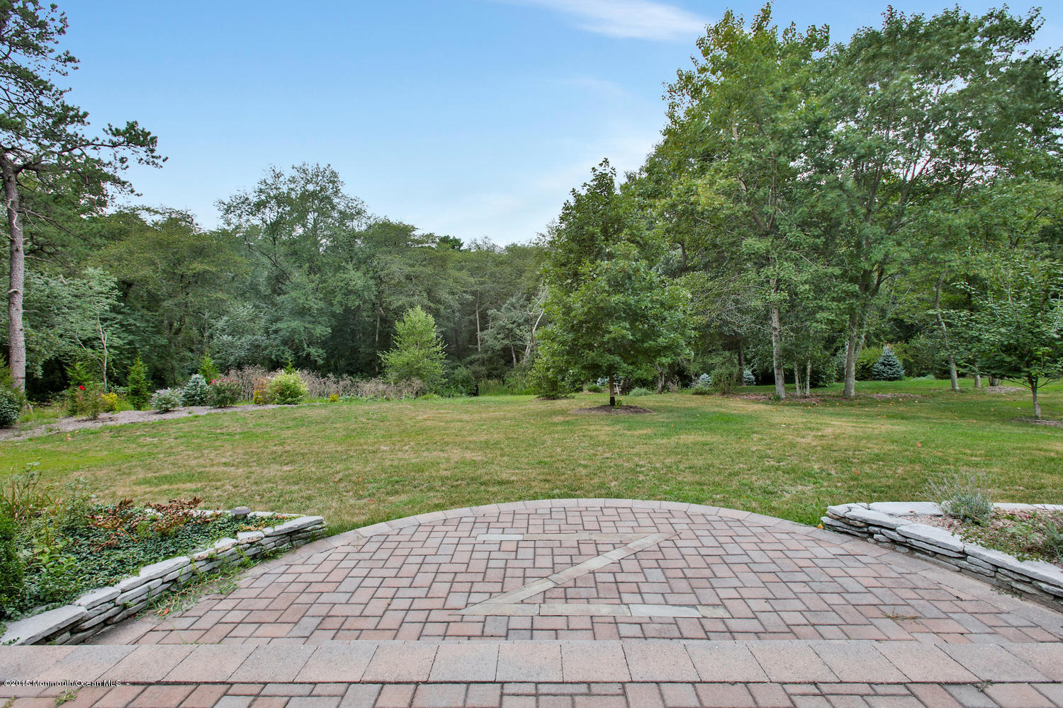 714 Oak Glen Road Howell, NJ 07731 - Photo 5 of 34 714 Oak Glen Rd Howell NJ-large-004-4-1K